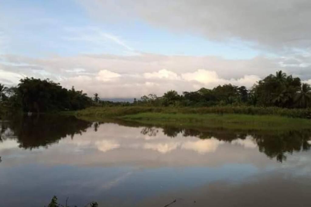 Casa Flor De Annia ~ Cozy 2 Bdrm On The River Sierpe ~ Walkable To Town Villa Exterior photo